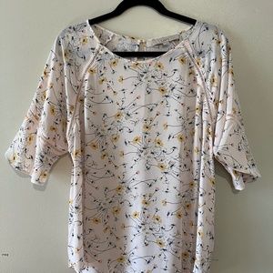 LOFT floral blouse L